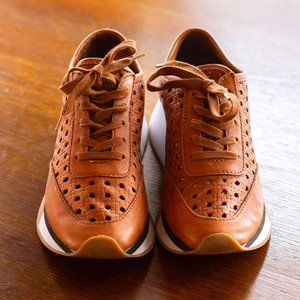 Donald Pliner Tan Shoes with Wedge